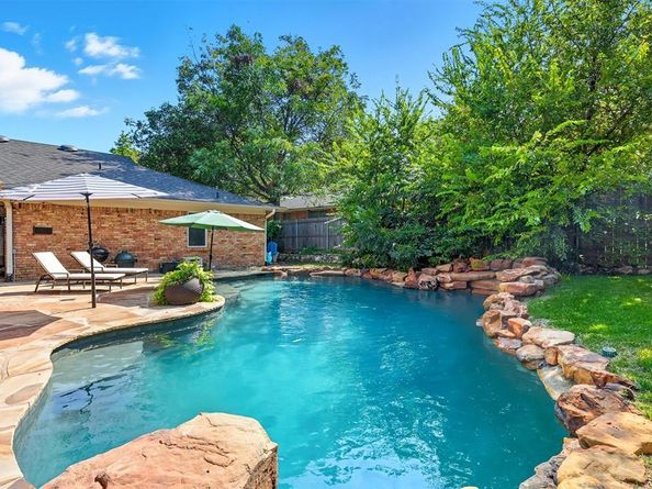 3904  Stonehenge Road , Fort Worth Texas 76109