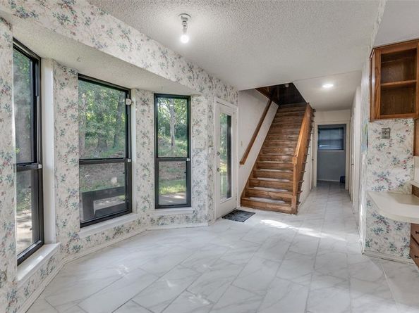 2719  Sunrise Drive , Arlington Texas 76006