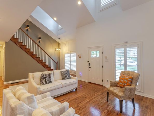 7515  Marquette Street , Dallas Texas 75225