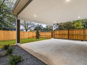 2500  Lowery Street , Dallas Texas 75215