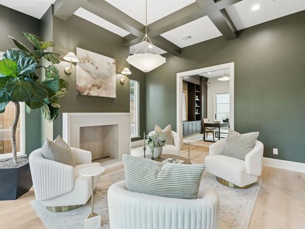 11815  Jamestown Road , Dallas Texas 75230