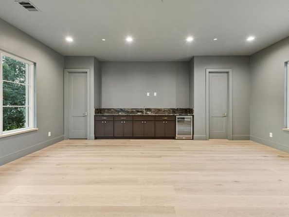 11815  Jamestown Road , Dallas Texas 75230