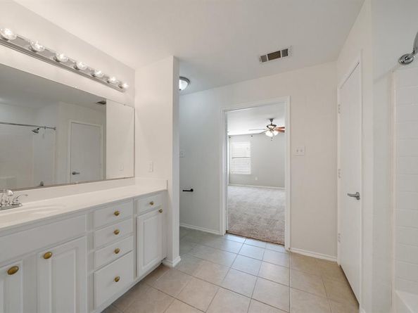 10449  Hideaway Trail , Fort Worth Texas 76131