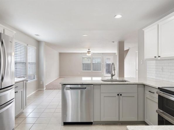 10449  Hideaway Trail , Fort Worth Texas 76131