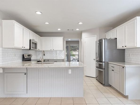 10449  Hideaway Trail , Fort Worth Texas 76131