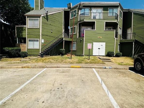 9837  Walnut Street  S202, Dallas Texas 75243