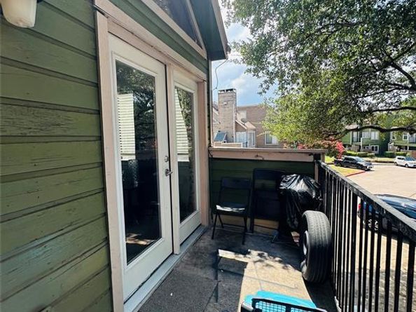 9837  Walnut Street  S202, Dallas Texas 75243