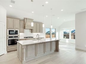 5605  Hazelnut Lane , Denton Texas 76226