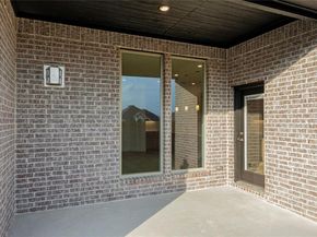 5605  Hazelnut Lane , Denton Texas 76226