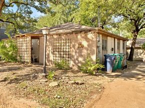 2711 N Locust Street , Denton Texas 76209