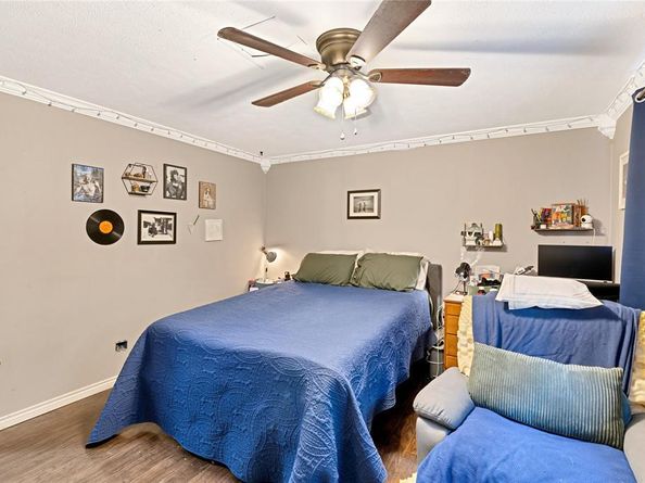 2711 N Locust Street , Denton Texas 76209