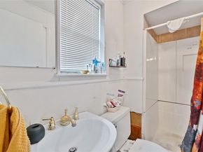 2711 N Locust Street , Denton Texas 76209