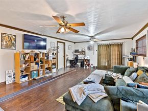 2711 N Locust Street , Denton Texas 76209