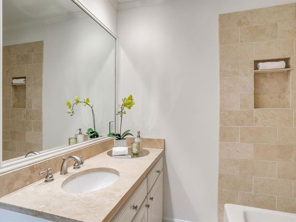 624  Edgefield Road , Fort Worth Texas 76107