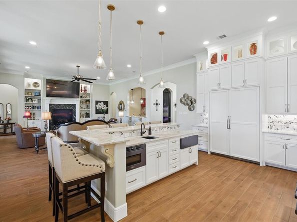 7761  Berry Road , Burleson Texas 76028