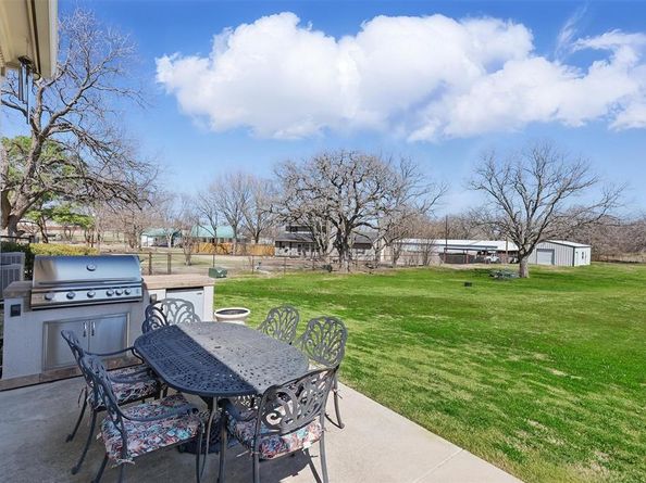 7761  Berry Road , Burleson Texas 76028