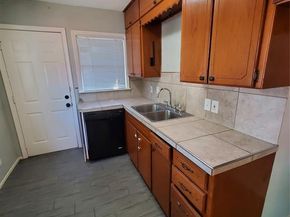 4940  Cedar Hill Road , Fort Worth Texas 76116