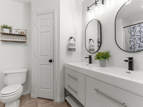 1007  Lakewood Drive , McKinney Texas 75072