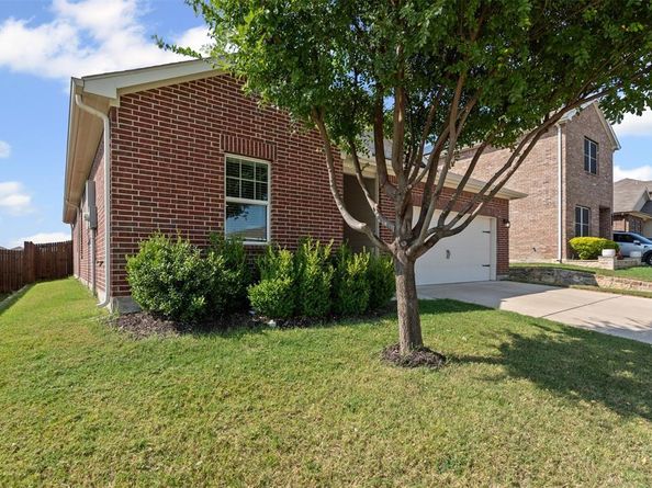 5329  Northfield Drive , Fort Worth Texas 76179
