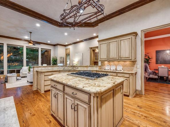 6  Fairway Drive , Frisco Texas 75034