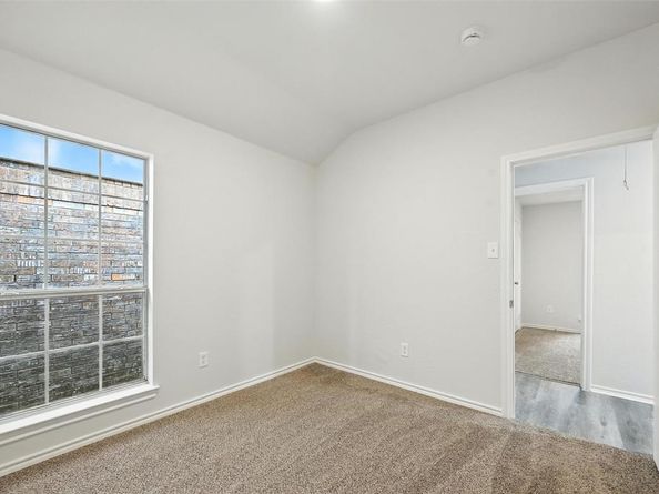 10640  Woodleaf Drive , Dallas Texas 75227