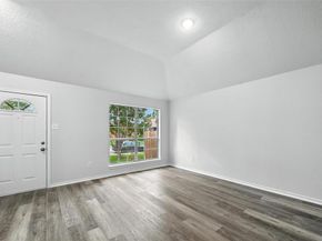 10640  Woodleaf Drive , Dallas Texas 75227