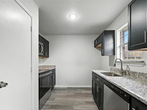 10640  Woodleaf Drive , Dallas Texas 75227