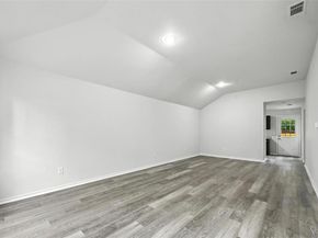 10640  Woodleaf Drive , Dallas Texas 75227