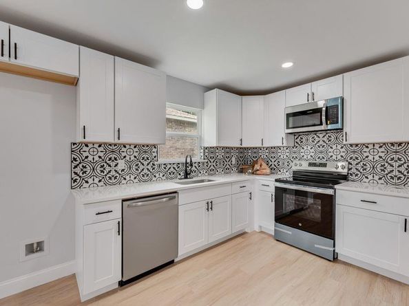 2015  Rose Hill Road , Carrollton Texas 75007