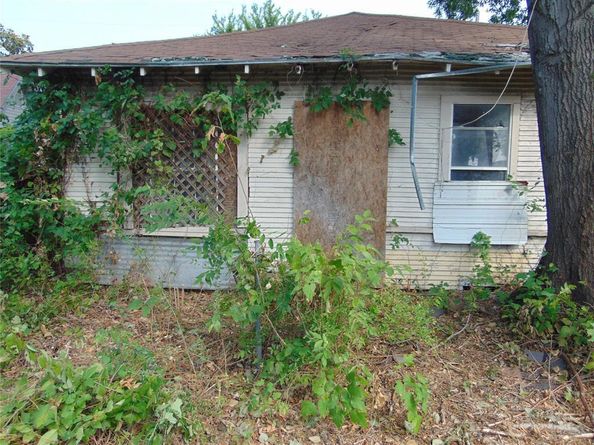 2232  Poplar Street , Dallas Texas 75215