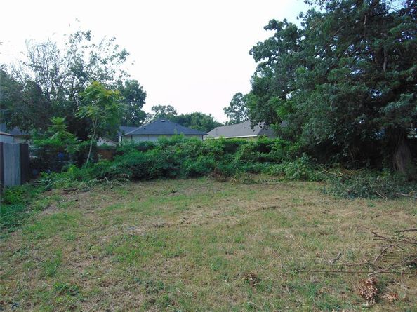 2232  Poplar Street , Dallas Texas 75215