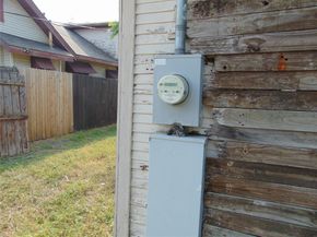 2232  Poplar Street , Dallas Texas 75215