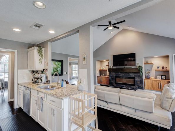 1203  Brittainy Place , Carrollton Texas 75006