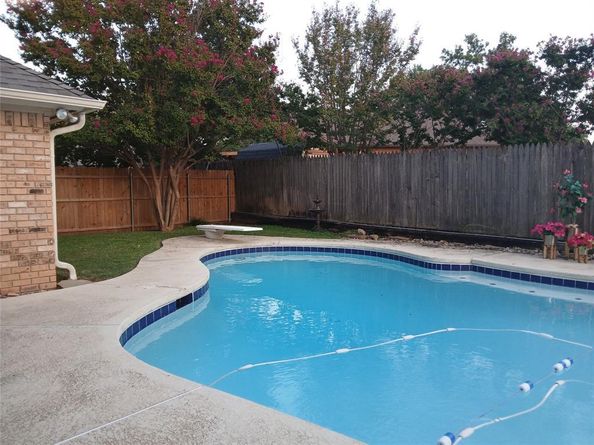 1120  Hidden Oaks Drive , Bedford Texas 76022