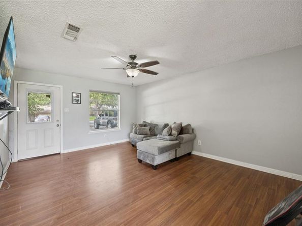 229  Mountain View Drive , Azle Texas 76020