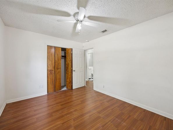 229  Mountain View Drive , Azle Texas 76020