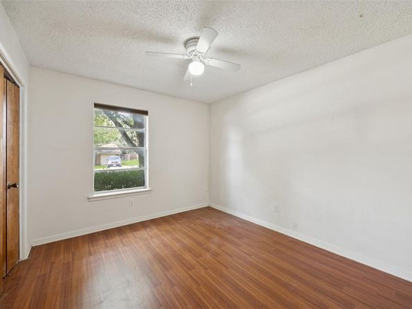 229  Mountain View Drive , Azle Texas 76020