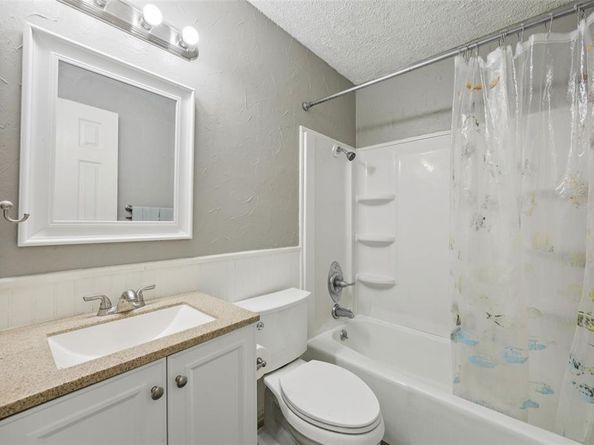 229  Mountain View Drive , Azle Texas 76020