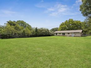 229  Mountain View Drive , Azle Texas 76020