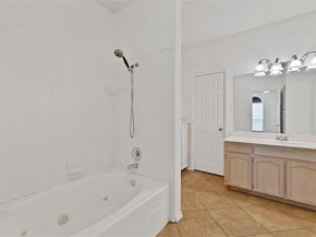 2815  Inniswood Circle , Arlington Texas 76015