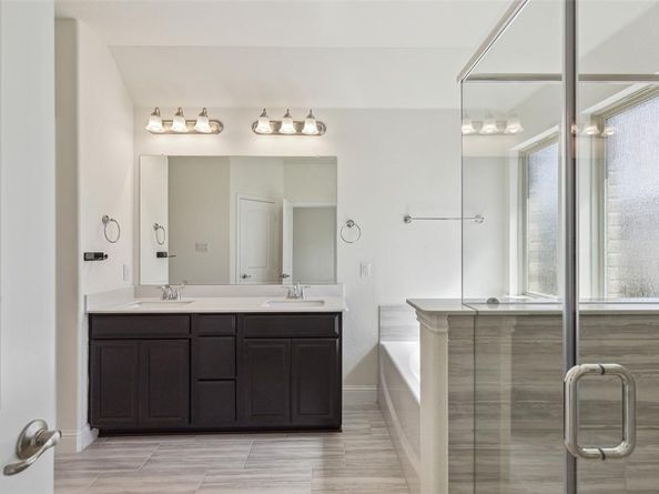 8243  Agarito Way , Dallas Texas 75252