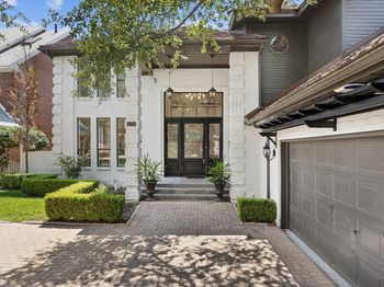 2004  Crockett Court 