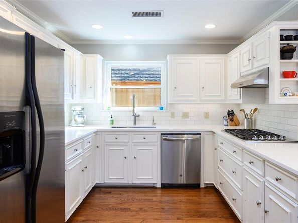 7307  Hundley Boulevard , Dallas Texas 75231