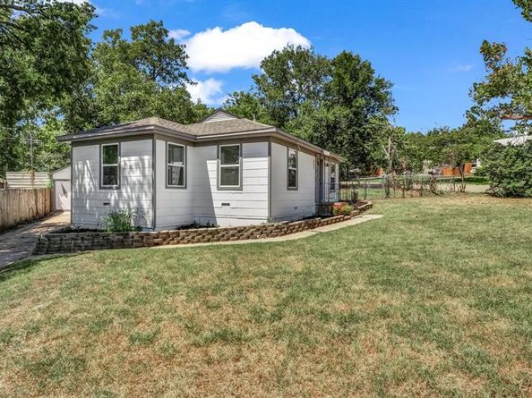 1617  Montrose Drive , River Oaks Texas 76114
