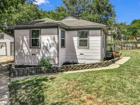 1617  Montrose Drive , River Oaks Texas 76114
