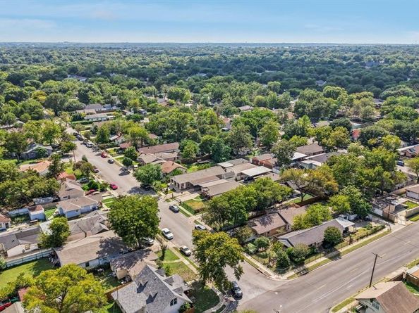 1107 S Waverly Drive , Dallas Texas 75208