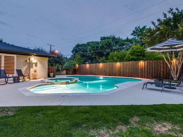 10907  Wonderland Trail , Dallas Texas 75229