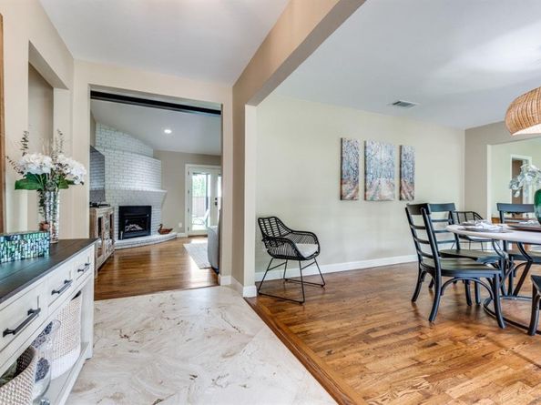 10907  Wonderland Trail , Dallas Texas 75229