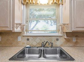 1913  Galahad Lane , Arlington Texas 76014