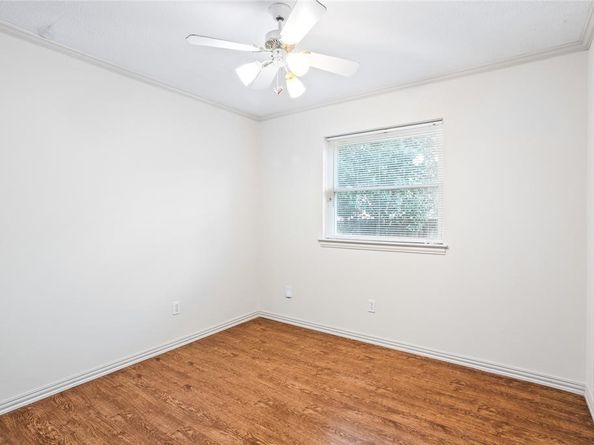 1913  Galahad Lane , Arlington Texas 76014